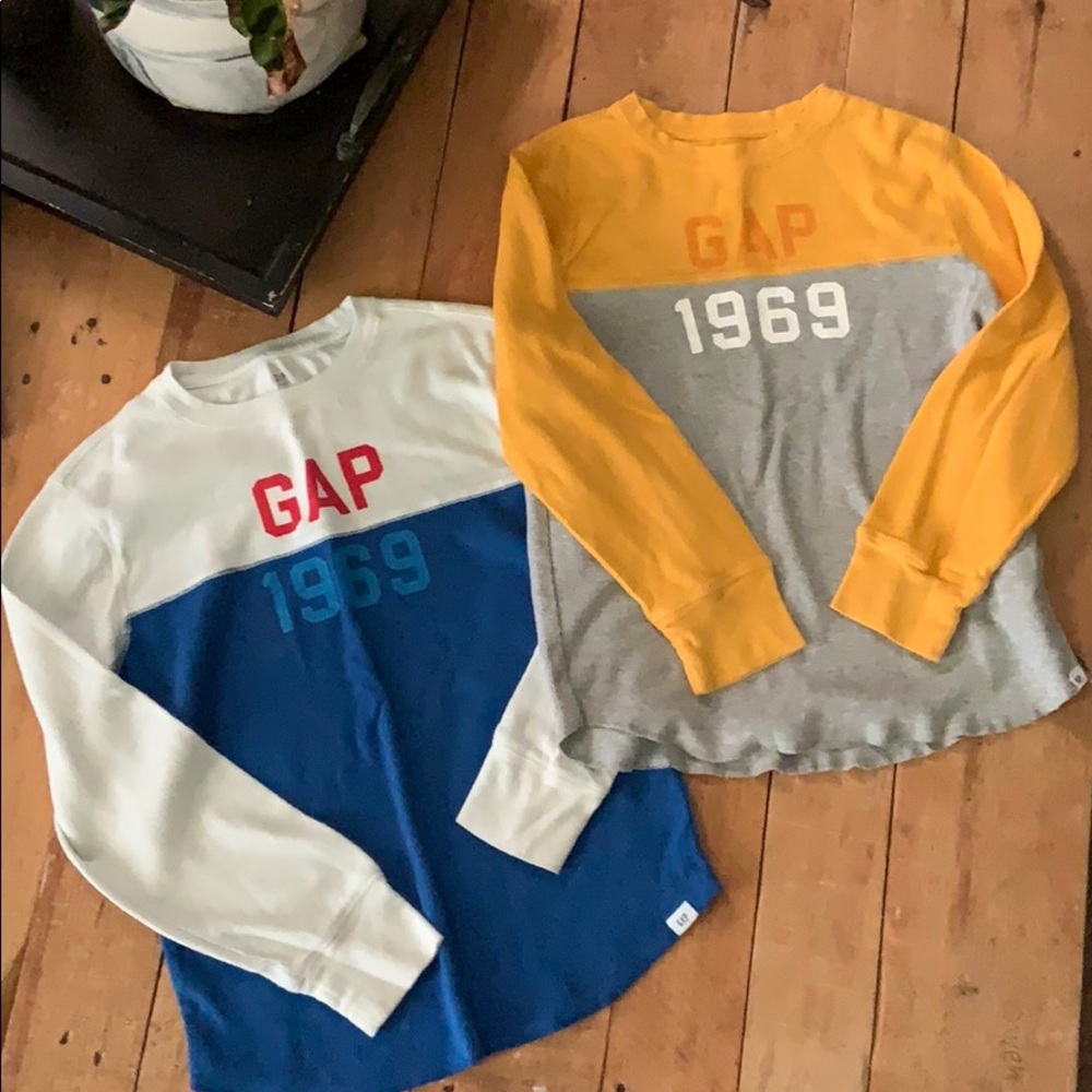 Boys Medium Gap LS waffle knit shirts